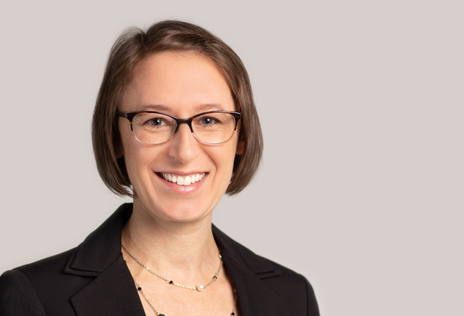 web-bios-betsy-jennings